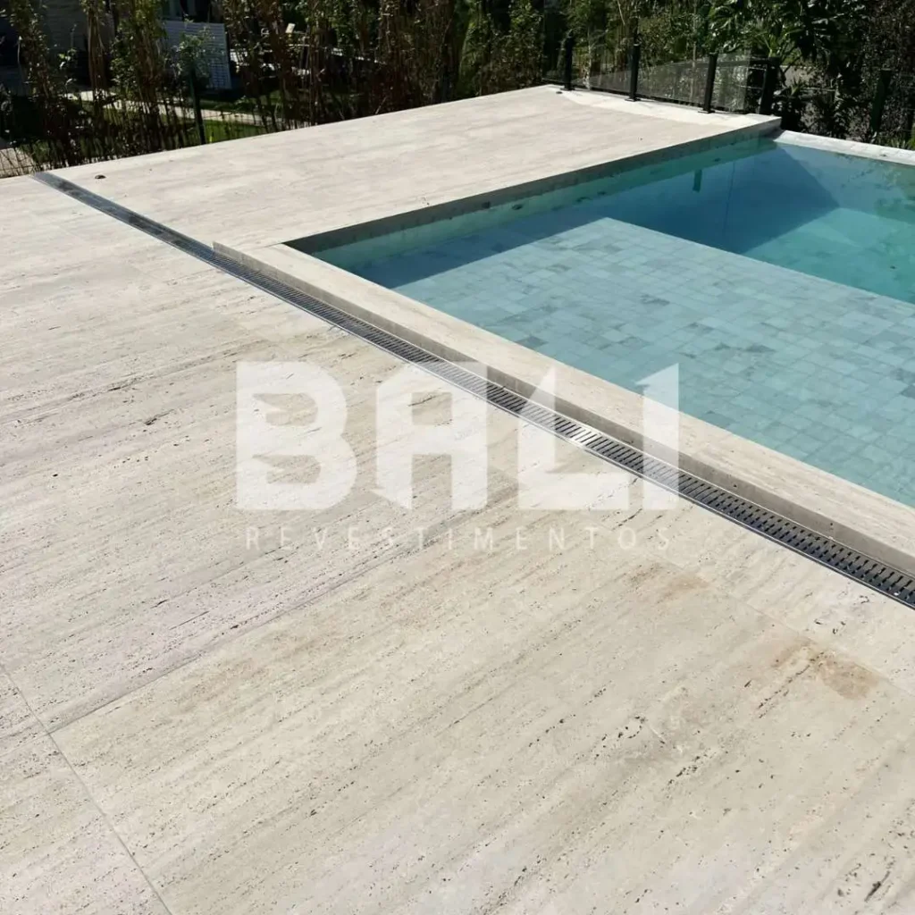 Travertino_Romano_Churrasqueira_Bali_Revestimentos