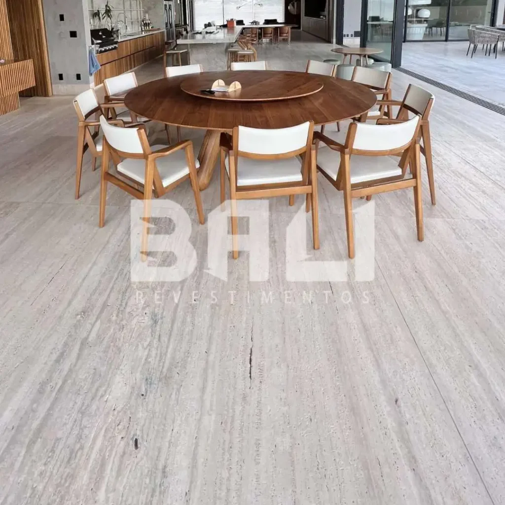 Travertino_Romano_Fachada_Bali_Revestimentos pedra